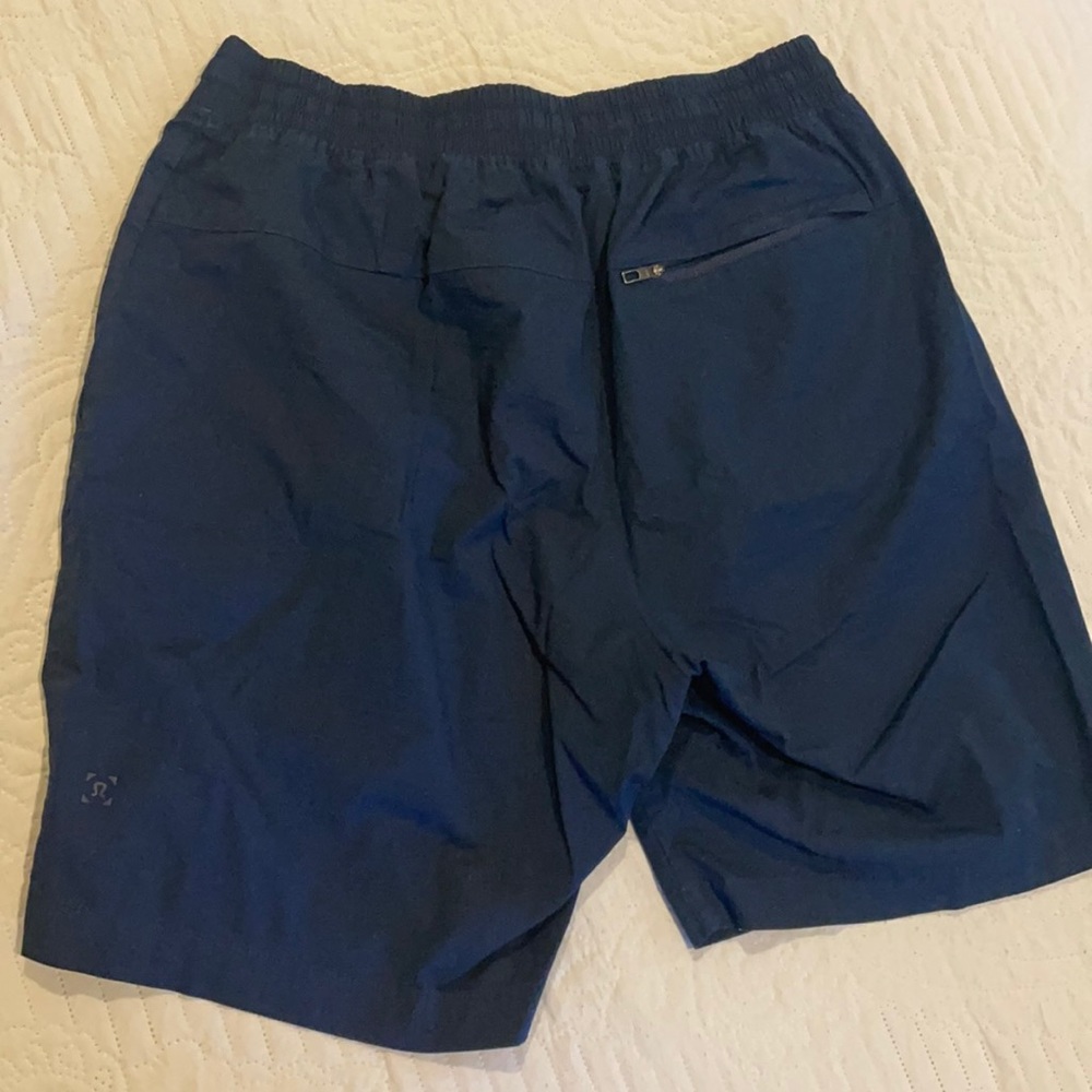 Lululemon Bowline Shorts 8”